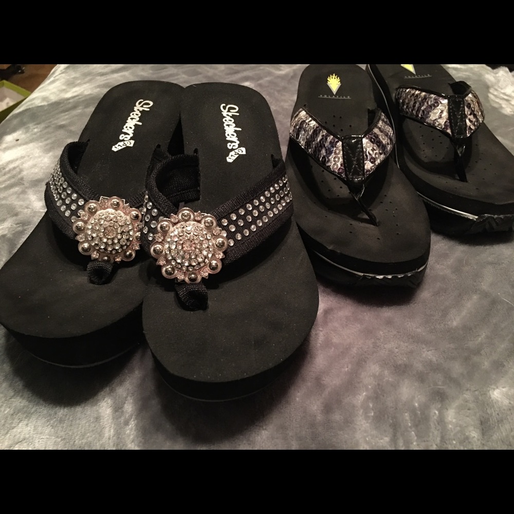 Skechers and volitae sz 9 flip flops 2 for 1